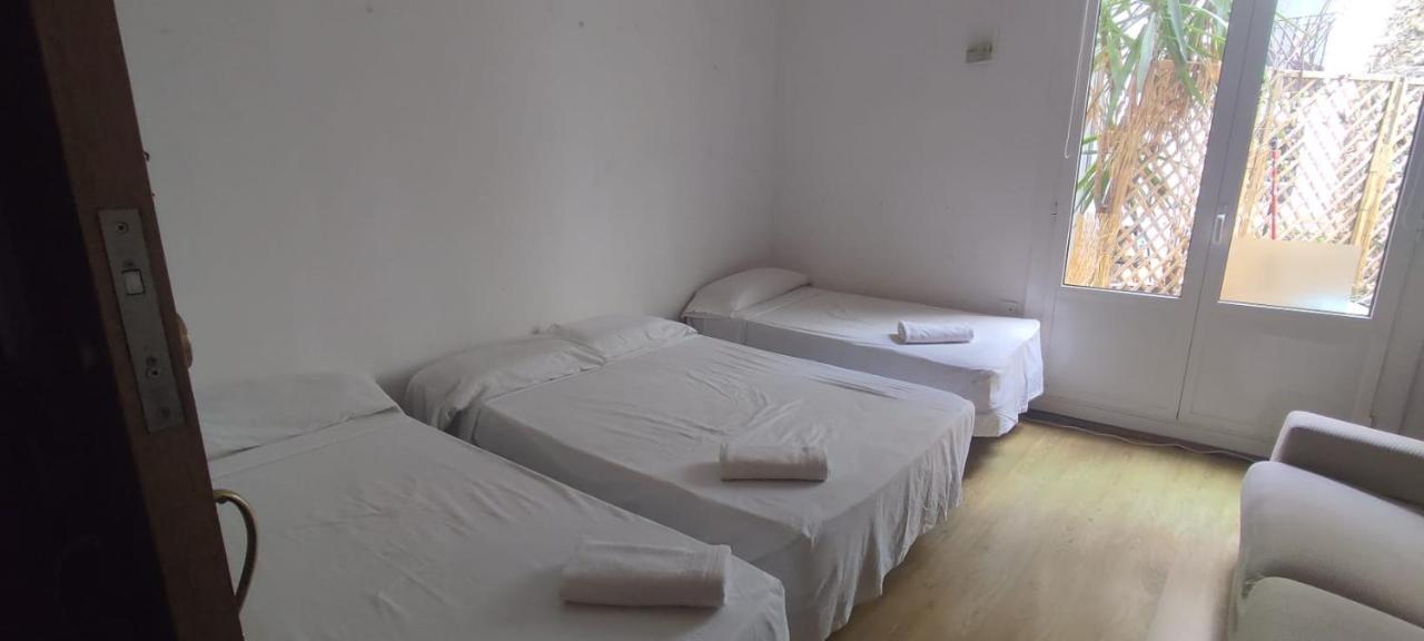 Room Corazon Urbano Барселона Экстерьер фото