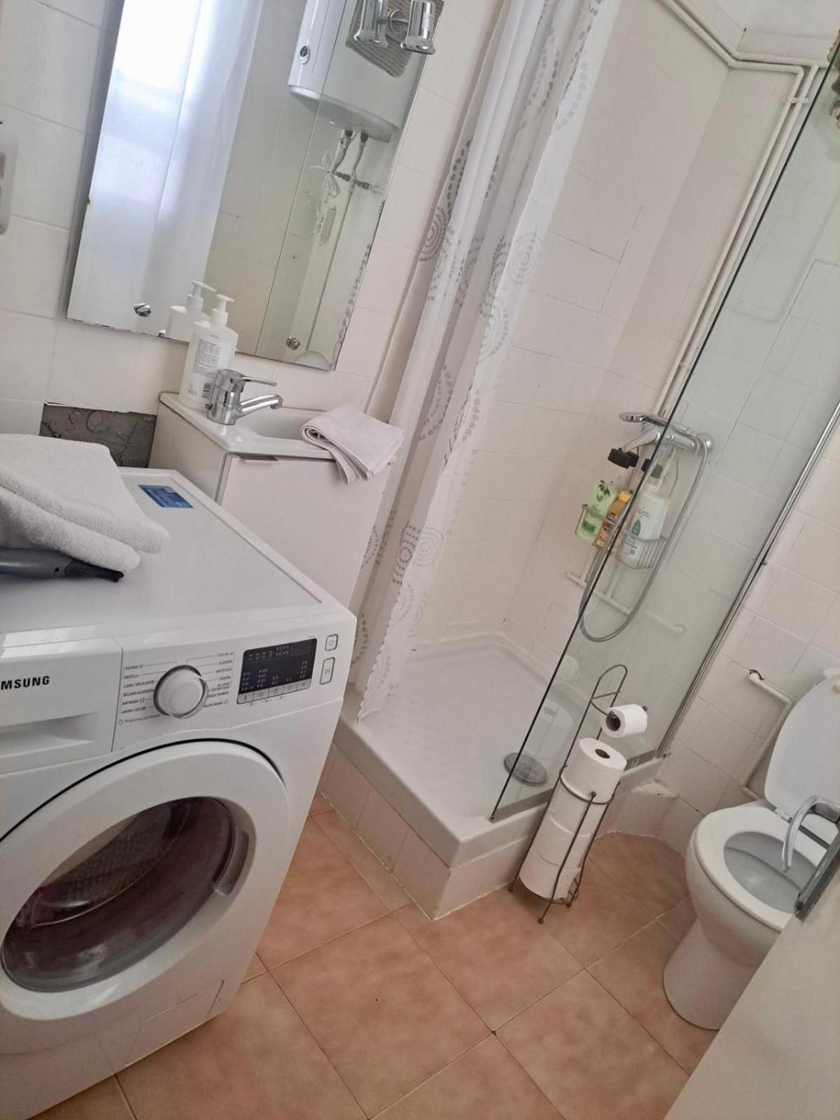 Room Corazon Urbano Барселона Экстерьер фото